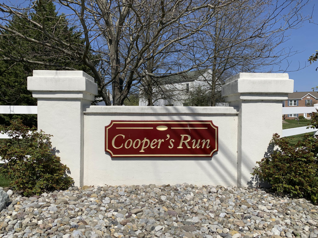 Cooper's Run Entry Sign