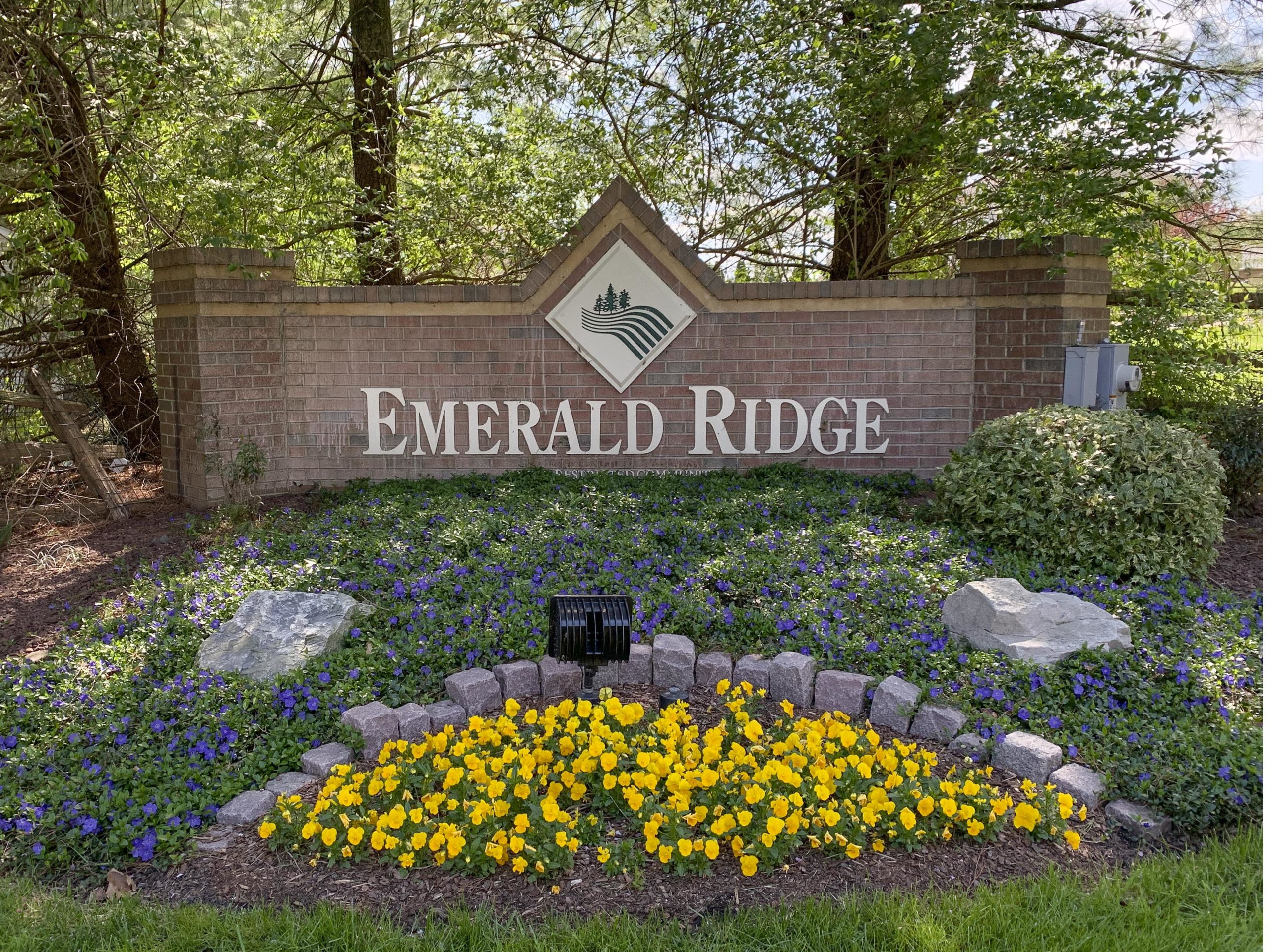Emerald Ridge Entry Sign