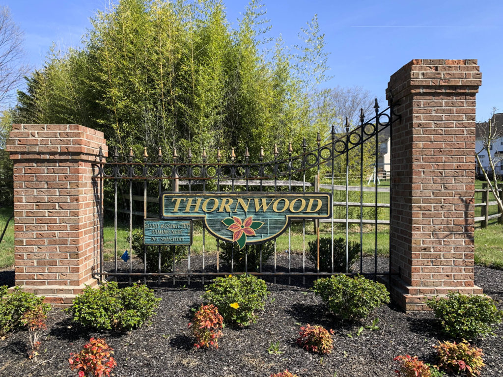 Thornwood Entry Sign