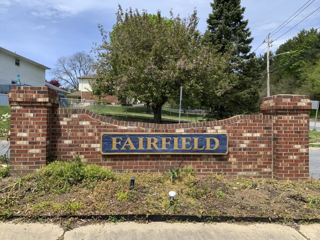 Fairfield Entry Sign