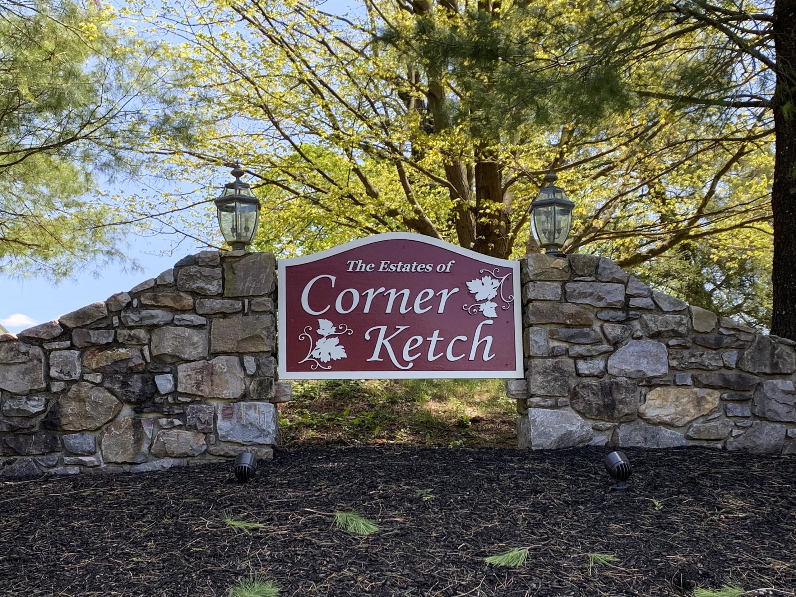The Estates of Corner Ketch Entry Sign